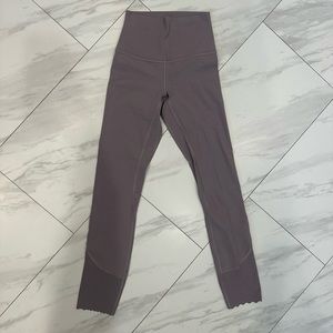 Lululemon Scolloped Hem Legging
